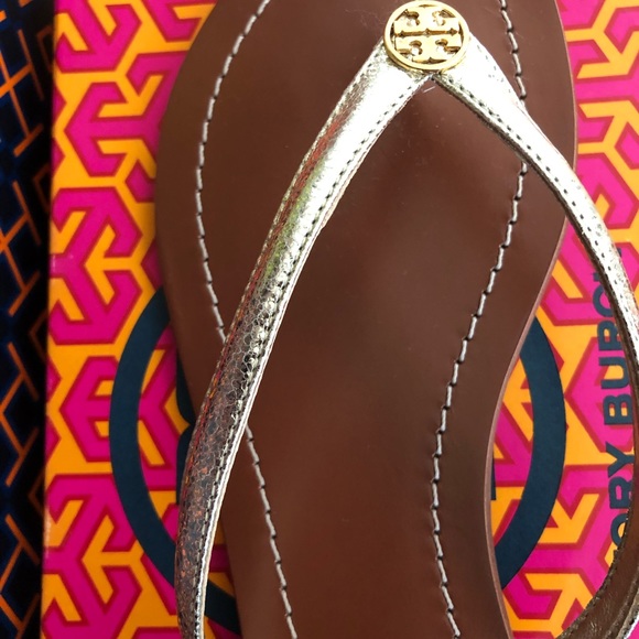 Tory Burch Terra - Picture 3 of 3